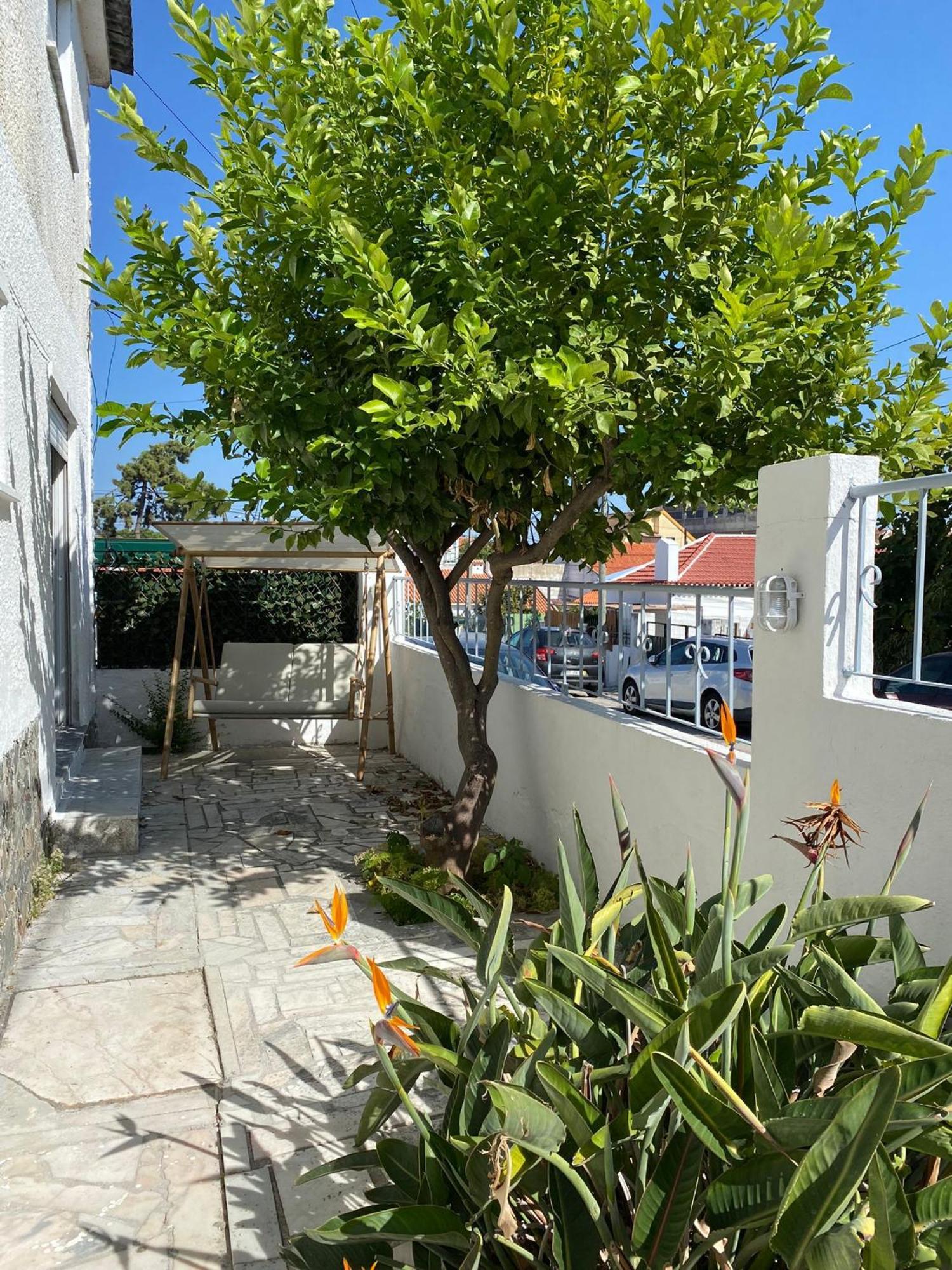 Casa Em Charneca De Caparica Villa Exteriör bild